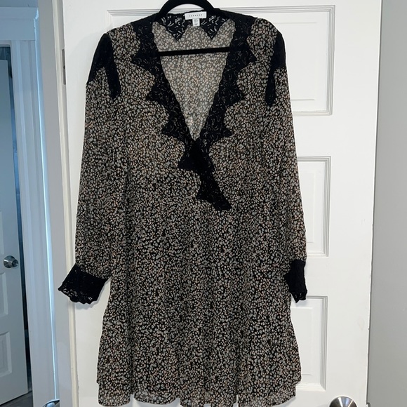 Never worn Topshop long sleeve Midi Lace Trim Ditsy Faux Floral Dress. Size 12. - Picture 3 of 11